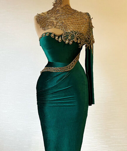 One-Shoulder Emerald Green Velvet Dress with Intricate Bodice